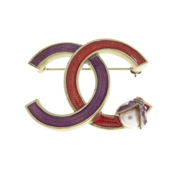 CHANEL Purple Logo Brooch - Picture 1 of 8